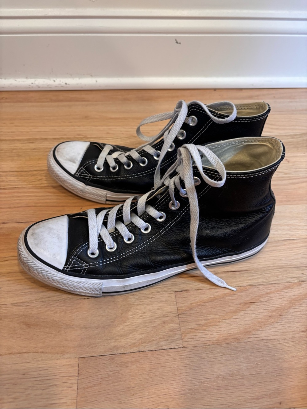 Converse Chuck Taylor All Star Leather High Tops in black size women's 9 - Picture 8 of 12